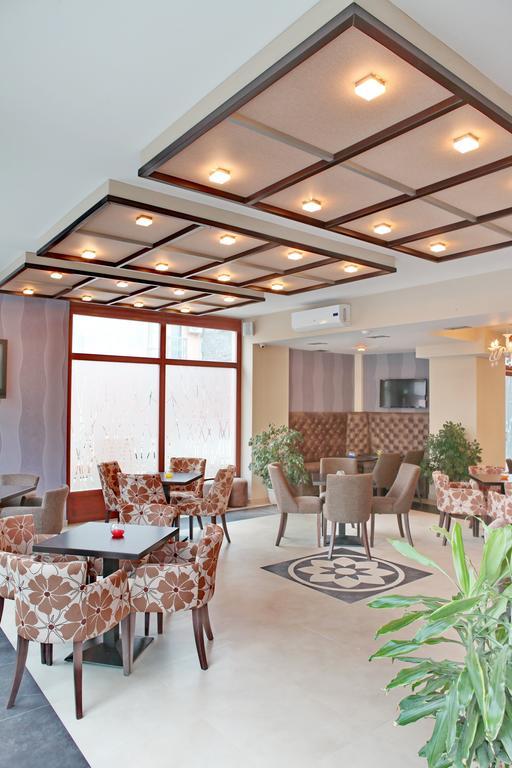 Garni Hotel Tema Nova Čačak Екстериор снимка